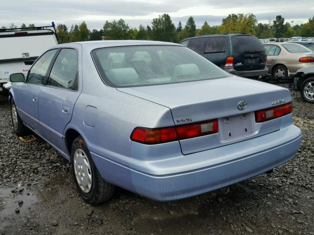 JT2BG22K6V0028870 - 1997 TOYOTA CAMRY LE BLUE photo 3