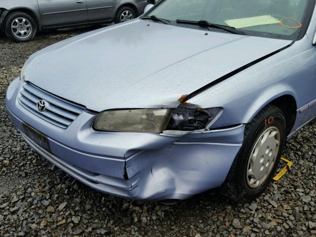 JT2BG22K6V0028870 - 1997 TOYOTA CAMRY LE BLUE photo 9