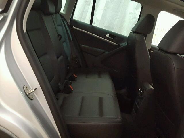 WVGMV7AX2HK020396 - 2017 VOLKSWAGEN TIGUAN COM 银色 照片 6