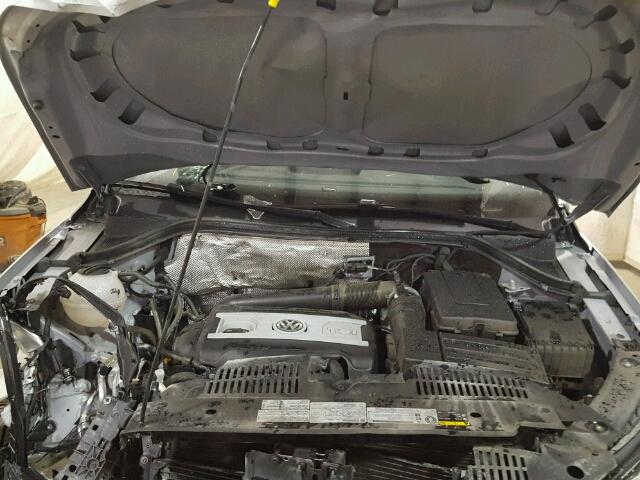 WVGMV7AX2HK020396 - 2017 VOLKSWAGEN TIGUAN COM 银色 照片 7