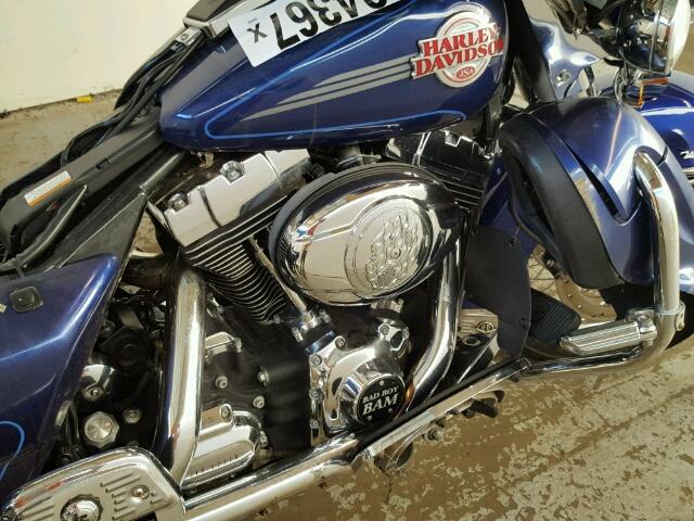 1HD1FC4147Y696282 - 2007 HARLEY-DAVIDSON FLHTCUI BLUE photo 7