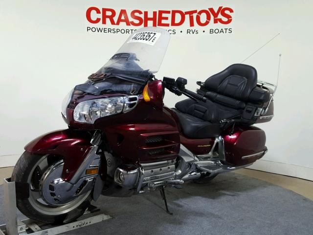 1HFSC47094A306729 - 2004 HONDA GL1800 MAROON photo 4