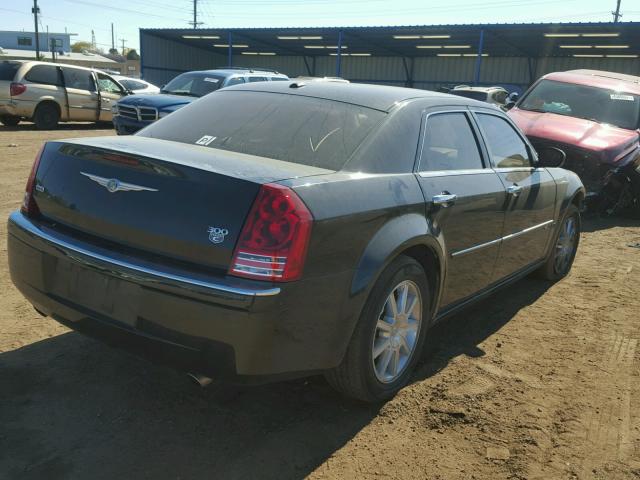 2C3CK6CT5AH223832 - 2010 CHRYSLER 300C BLACK photo 4