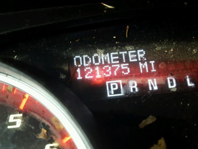 1GKKVSED5BJ104504 - 2011 GMC ACADIA SLT ვერცხლისფერი ფოტო 8