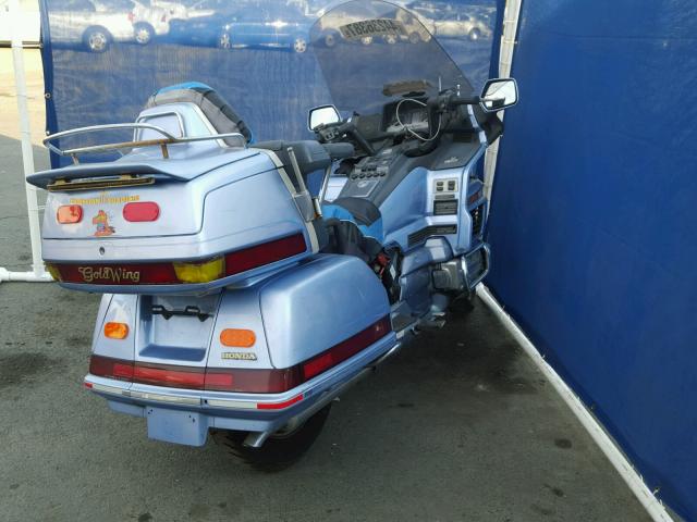 1HFSC2215LA200040 - 1990 HONDA GL1500 BLUE photo 4