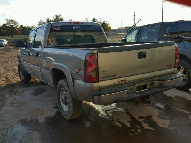 1GCGK13U23F200070 - 2003 CHEVROLET SILVERADO GRAY photo 3