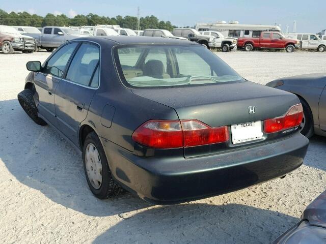 1HGCG5649YA000120 - 2000 HONDA ACCORD GREEN photo 3