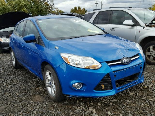 1FAHP3K25CL452582 - 2012 FORD FOCUS SE BLUE photo 1