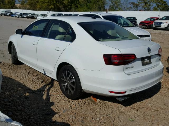 3VWDB7AJ6HM232989 - 2017 VOLKSWAGEN JETTA WHITE photo 3