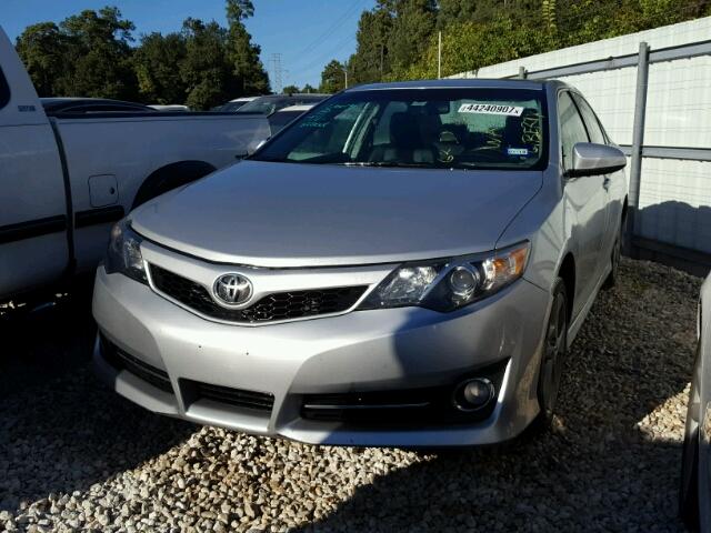 4T1BF1FK8EU831232 - 2014 TOYOTA CAMRY L SILVER photo 2