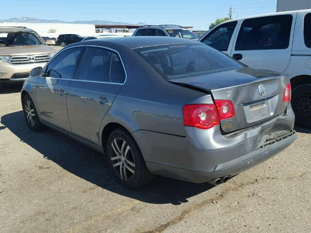 3VWRF71K16M625282 - 2006 VOLKSWAGEN JETTA 2.5 SILVER photo 3