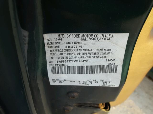 1FAFP3437YW140492 - 2000 FORD FOCUS SE GREEN photo 10