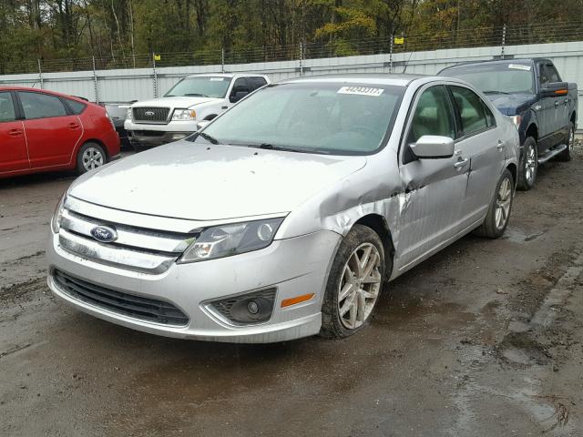 3FAHP0JG8BR150585 - 2011 FORD FUSION SEL SILVER photo 2