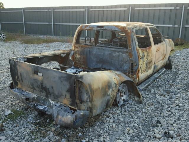 3TMLU4EN8DM119222 - 2013 TOYOTA TACOMA DOU BURN photo 4