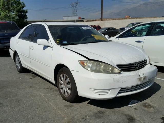4T1BE32K15U552077 - 2005 TOYOTA CAMRY LE 白色 照片 1