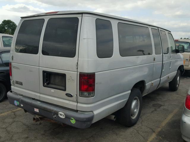 1FBSS31L15HA87529 - 2005 FORD ECONOLINE GRAY photo 4