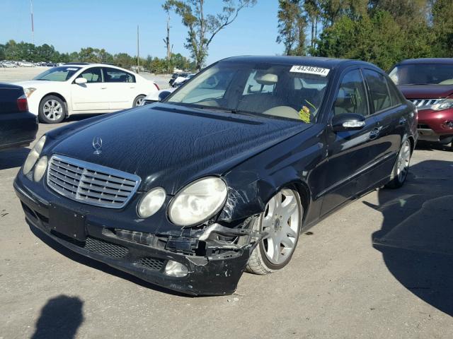 WDBUF70J33A155723 - 2003 MERCEDES-BENZ E 500 GREEN photo 2