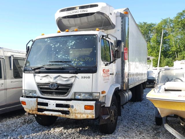 JNAPC81L9AAR80078 - 2010 NISSAN DIESEL UD3300 WHITE photo 2