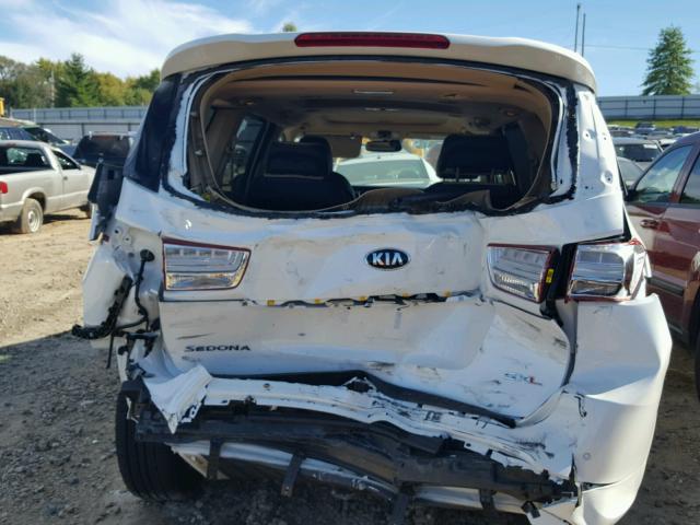 KNDME5C11H6279911 - 2017 KIA SEDONA SXL WHITE photo 9