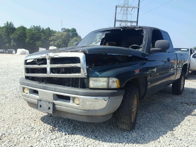 1B7HC13Z81J569250 - 2001 DODGE RAM 1500 GREEN photo 2