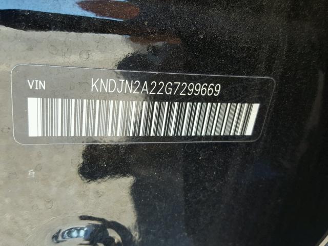 KNDJN2A22G7299669 - 2016 KIA SOUL BLACK photo 10