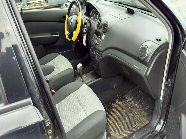 3G1TB6DG7BL141633 - 2011 CHEVROLET AVEO LS BLACK photo 5
