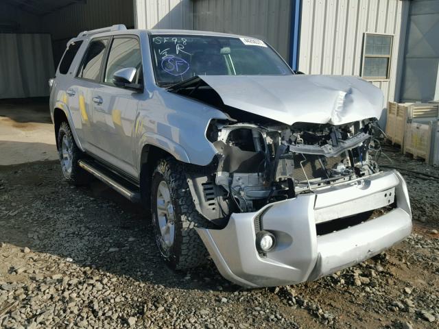 JTEZU5JR0F5102976 - 2015 TOYOTA 4RUNNER SR SILVER photo 1