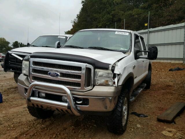 1FTSW21P97EA45076 - 2007 FORD F250 WHITE photo 2