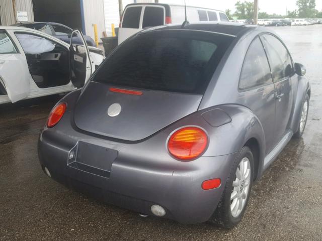 3VWCK31C75M412662 - 2005 VOLKSWAGEN NEW BEETLE 灰色 照片 4