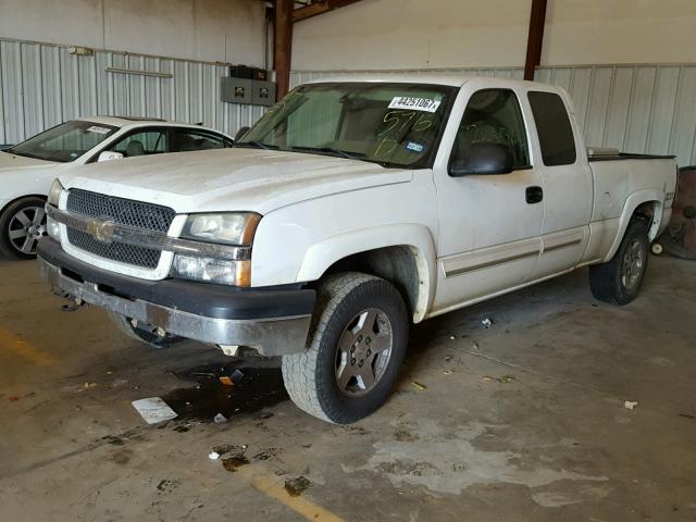 2GCEK19B751265715 - 2005 CHEVROLET SILVERADO WHITE photo 2