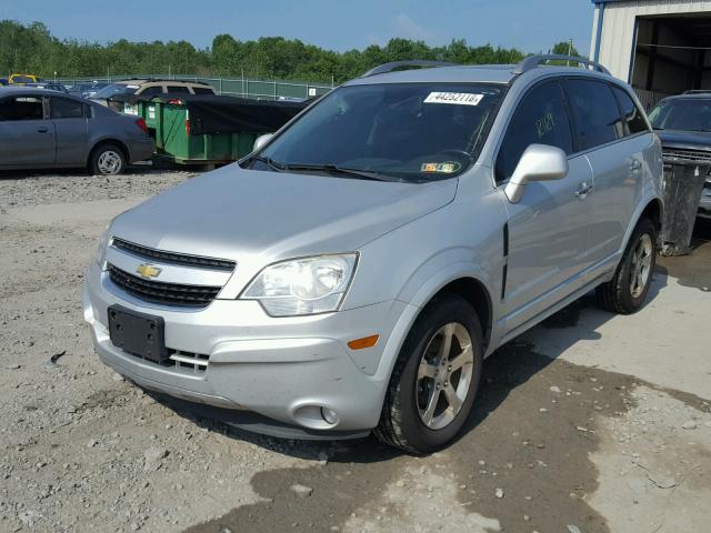 3GNFL4E51CS609115 - 2012 CHEVROLET CAPTIVA SP SILVER photo 2