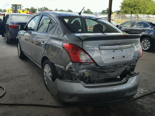 3N1CN7AP1DL868880 - 2013 NISSAN VERSA GRAY photo 3