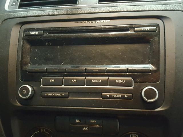 3VW2K7AJXDM266046 - 2013 VOLKSWAGEN JETTA BASE Սև լուսանկար 9