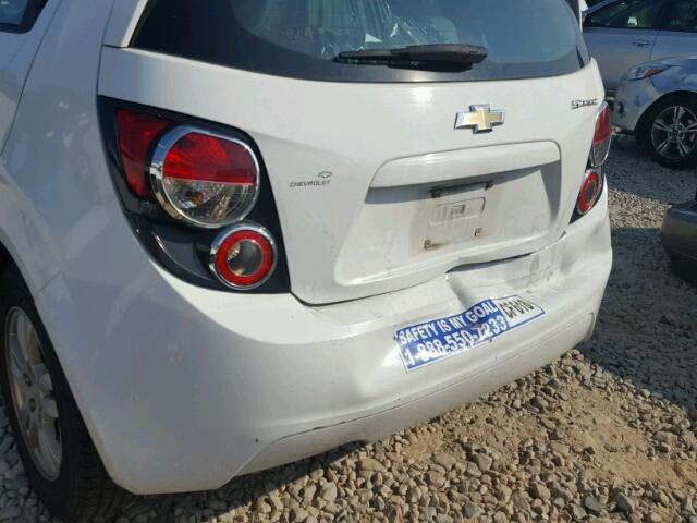 1G1JA6SH7C4214870 - 2012 CHEVROLET SONIC LS WHITE photo 9