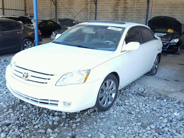 4T1BK36B17U173117 - 2007 TOYOTA AVALON XL WHITE photo 2