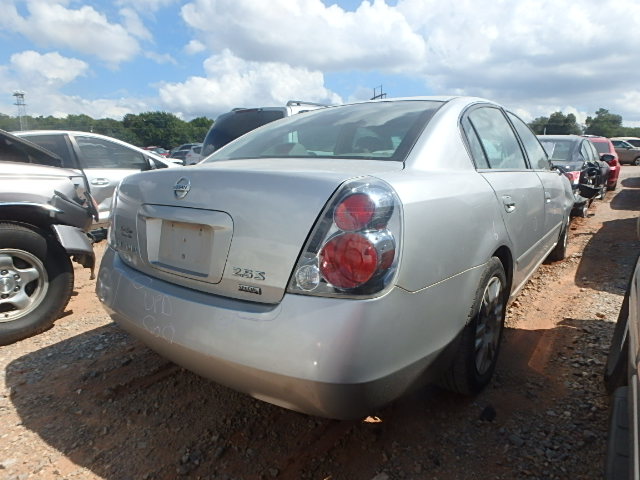 1N4AL11D76C213401 - 2006 NISSAN ALTIMA S SILVER photo 4