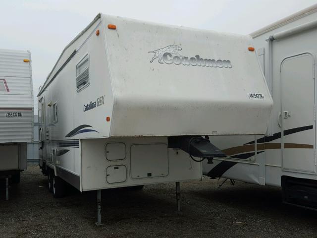 1TC3B363821507787 - 2002 CCHM 5TH WHEEL WHITE photo 1