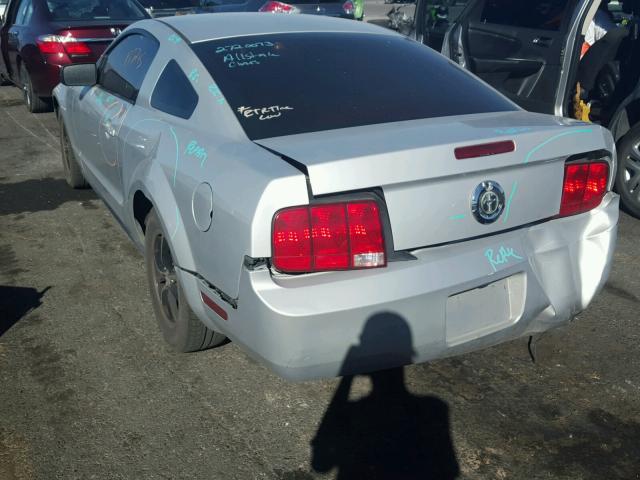 1ZVFT80N065227161 - 2006 FORD MUSTANG GRAY photo 3