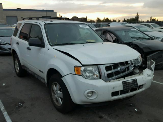 1FMCU03Z08KB06133 - 2008 FORD ESCAPE XLT WHITE photo 1