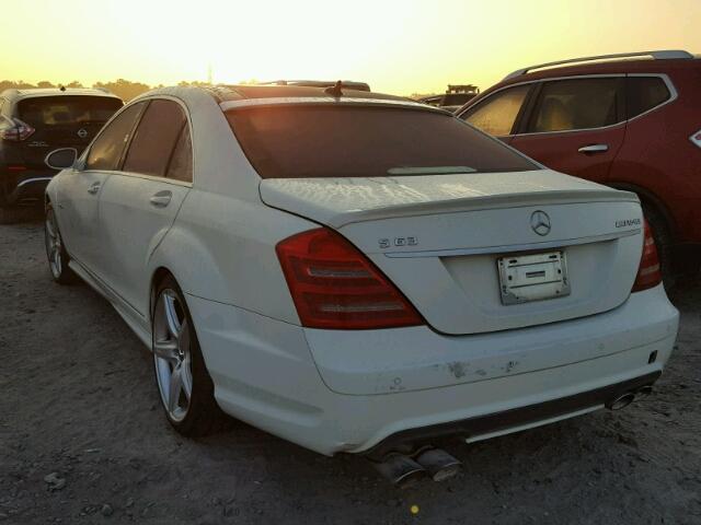 WDDNG77X29A269739 - 2009 MERCEDES-BENZ S 63 AMG WHITE photo 3