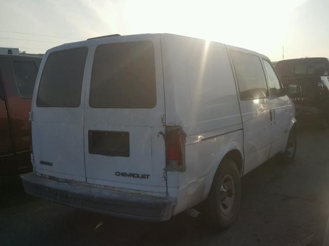 1GCDM19WX1B143143 - 2001 CHEVROLET ASTRO WHITE photo 4