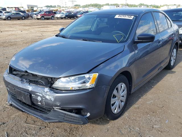 3VW2K7AJ0EM297811 - 2014 VOLKSWAGEN JETTA BASE GRAY photo 2