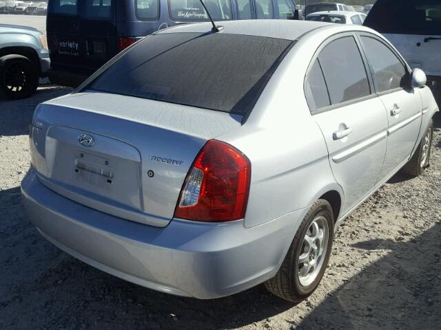 KMHCN46C78U260399 - 2008 HYUNDAI ACCENT GLS SILVER photo 4