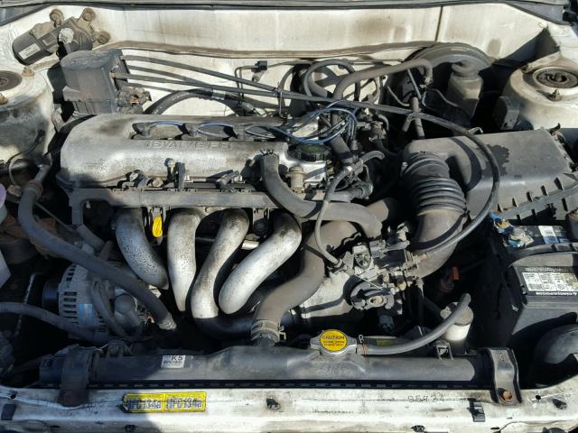 1NXBR18E1WZ049113 - 1998 TOYOTA COROLLA WHITE photo 7