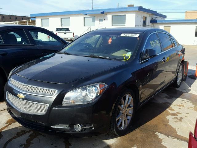 1G1ZE5E1XBF188509 - 2011 CHEVROLET MALIBU LTZ 灰色 照片 2