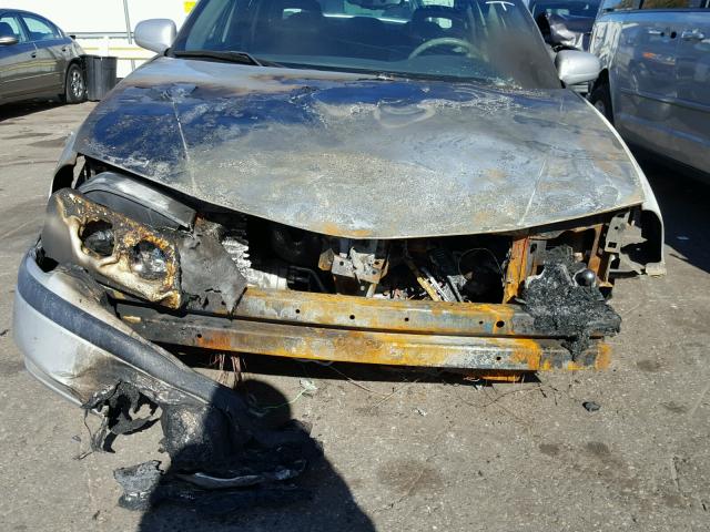 2G1WH55K329351478 - 2002 CHEVROLET IMPALA SILVER photo 9