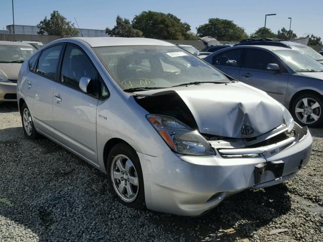 JTDKB20U397846483 - 2009 TOYOTA PRIUS SILVER photo 1