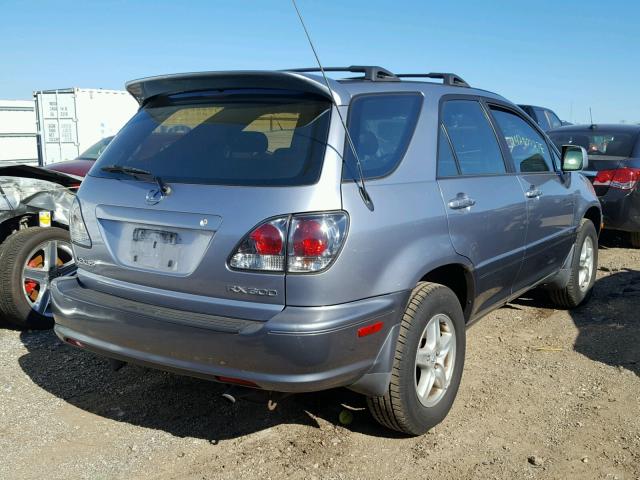 JTJHF10U010177365 - 2001 LEXUS RX BLUE photo 4