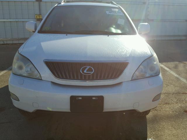 2T2HK31U27C021766 - 2007 LEXUS RX 350 WHITE photo 9