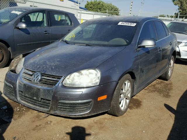 3VWRX7AJ3AM050731 - 2010 VOLKSWAGEN JETTA SE 灰色 照片 2
